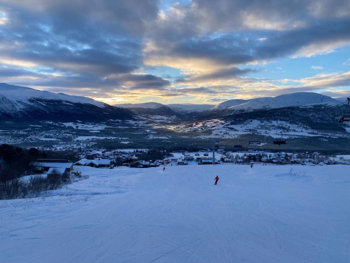 Vangslia, Oppdal. Lekker Leilighet Med Ski Inn/Ski Ut Kültér fotó